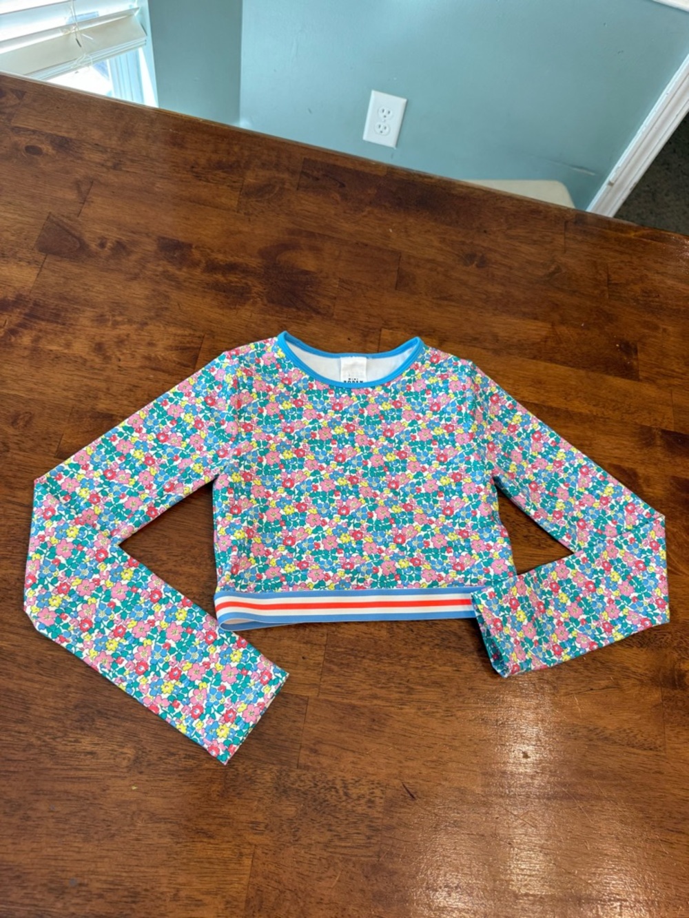 Mini Boden Multi Flowerbed Cropped Rash Vest Girls 7 Floral Swim Top